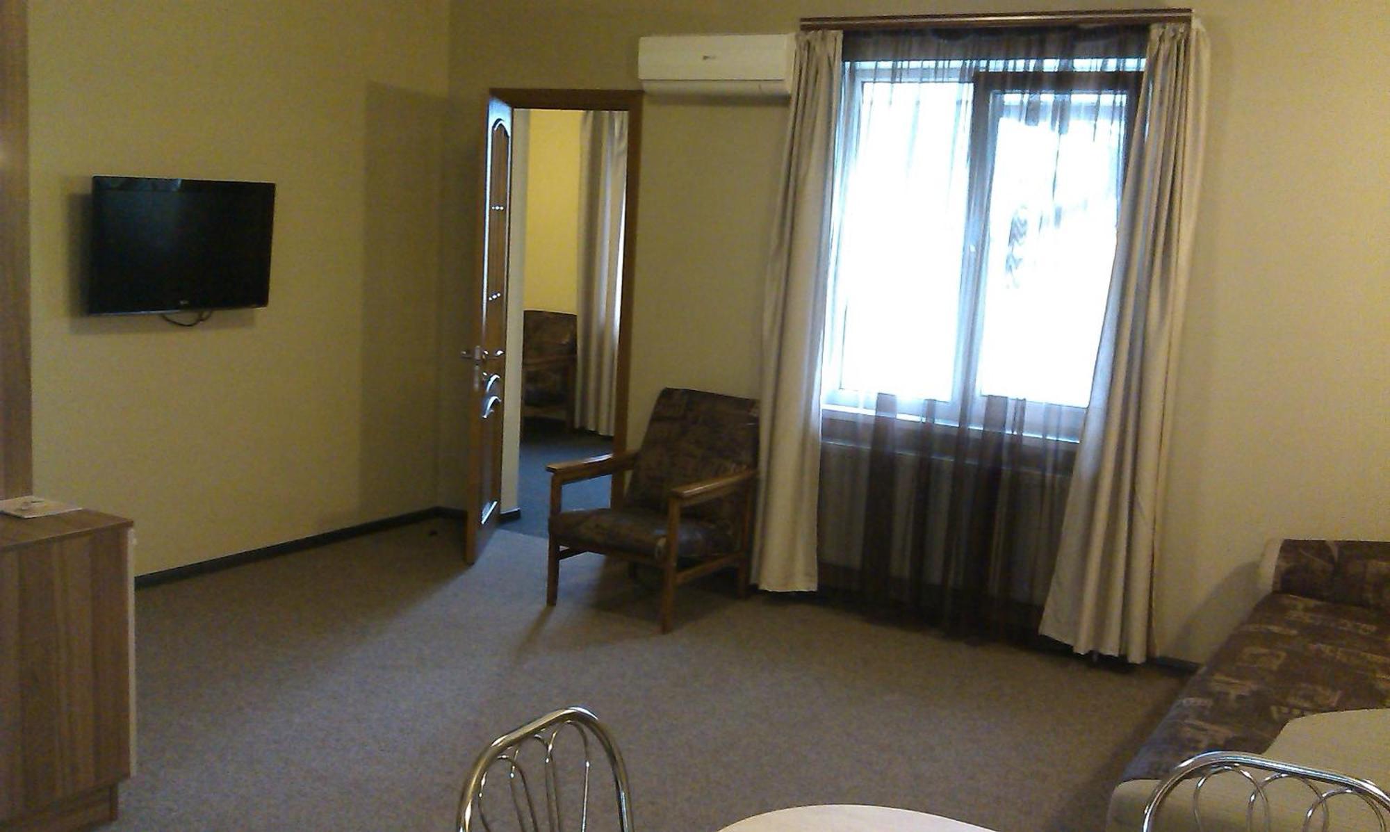 Yuzhniy Dvorik Aparthotel Odessa Luaran gambar