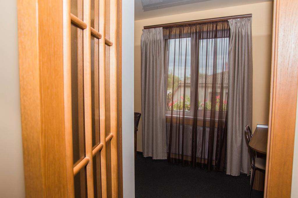Yuzhniy Dvorik Aparthotel Odessa Luaran gambar