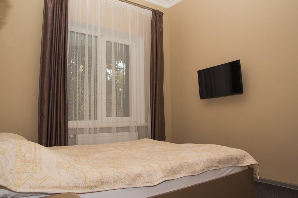 Yuzhniy Dvorik Aparthotel Odessa Luaran gambar