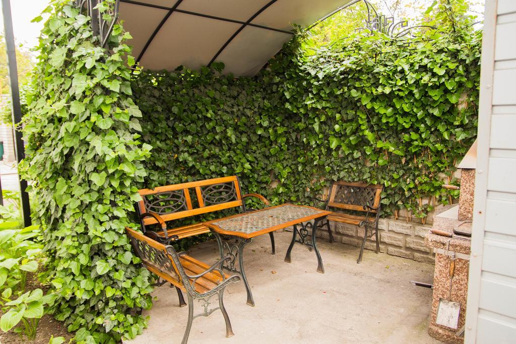 Yuzhniy Dvorik Aparthotel Odessa Luaran gambar