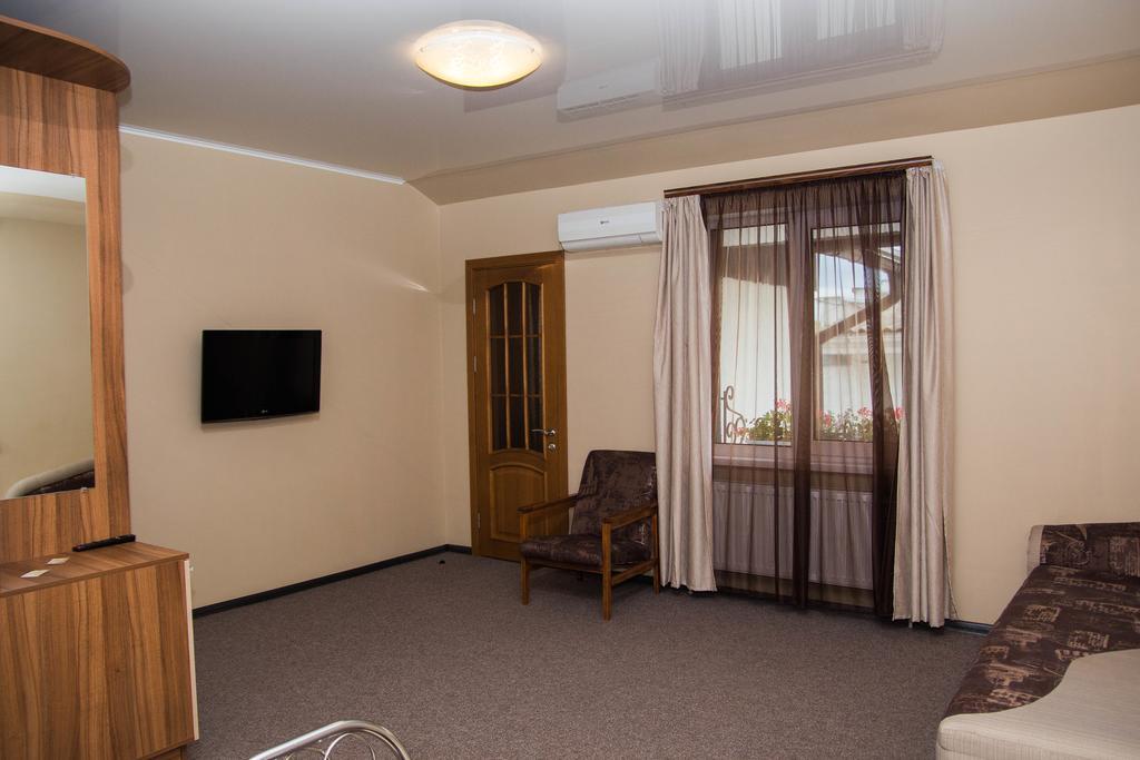 Yuzhniy Dvorik Aparthotel Odessa Luaran gambar