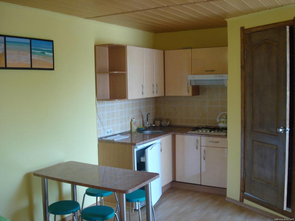 Yuzhniy Dvorik Aparthotel Odessa Luaran gambar