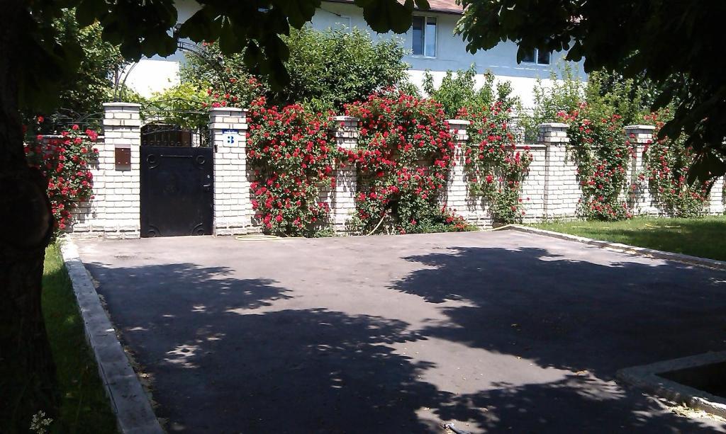 Yuzhniy Dvorik Aparthotel Odessa Luaran gambar